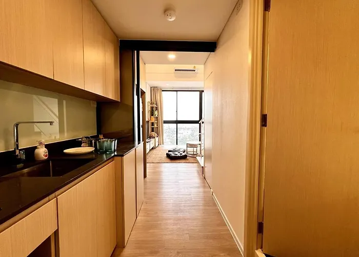 High Floor Loft With Pool And Gym